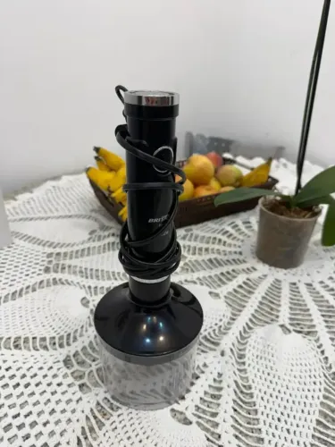 Mixer Britânia com copo