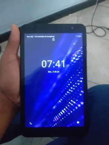 Vendo tablet modelo,t810,ram 2,0Gb da ótimo 100% novo e nunca foi trocado nenhum peca
