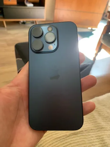 iPhone 15 pro 256gb