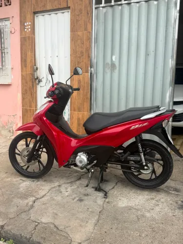 Biz 2025 apenas 6 mil km 