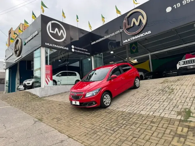 Chevrolet Onix Hatch LT 1.4 8V Flex Mec. 4P 2015