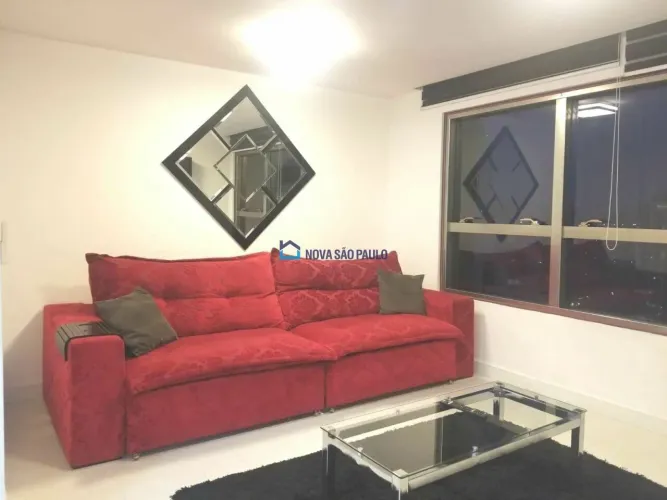 Locação. Apartamento 70M2, Mobiliado. 2 quartos, 1 suite. 1 Vaga