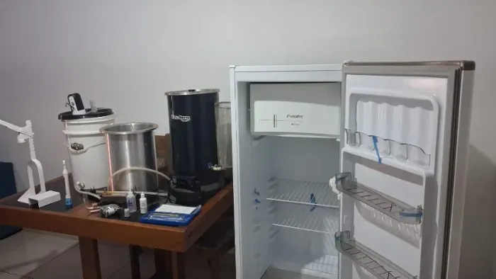 Microcervejaria Completa 20L: Sistema Brew Home + Câmara de Fermentação