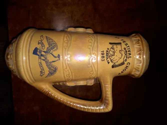 Caneca formato de canhão