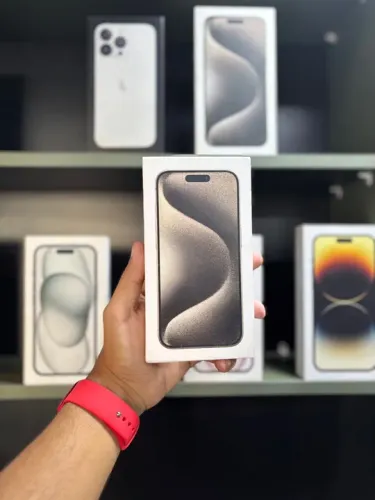 IPHONE 15 PRO 256 Gb Natural 