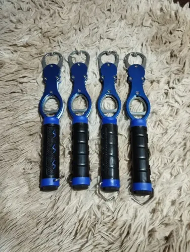 Alicate com balança até 15kg 