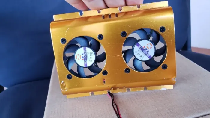 Ventilador Cooler para HD 3,5" - Resfria e Prolonga a Vida do Disco!