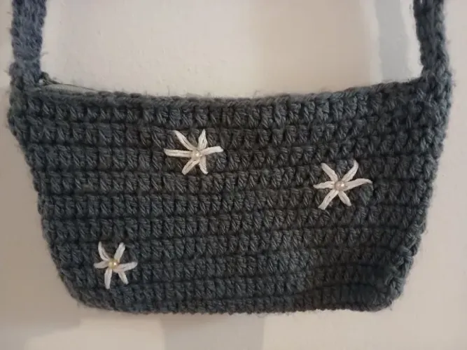 Bolsa de ombro crochê tricô