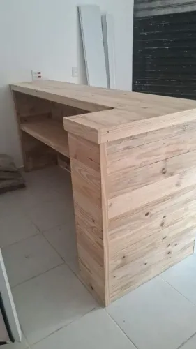 Balcão/Bar em Madeira de Pallet