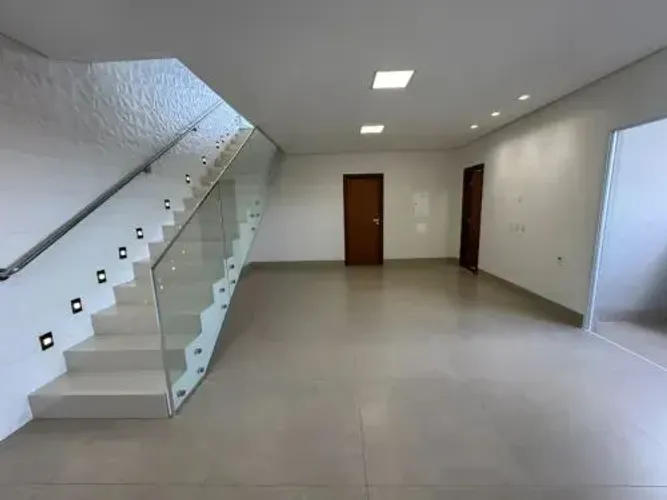 Vendo esta casa urgente!!!!