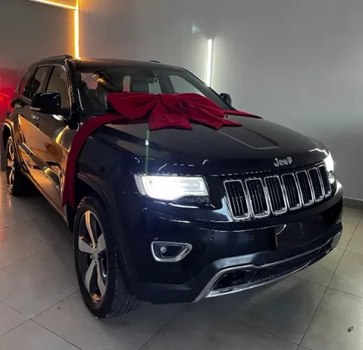 Jeep Grand Cherokee Limited 3.0 TB Dies. AUT 2015