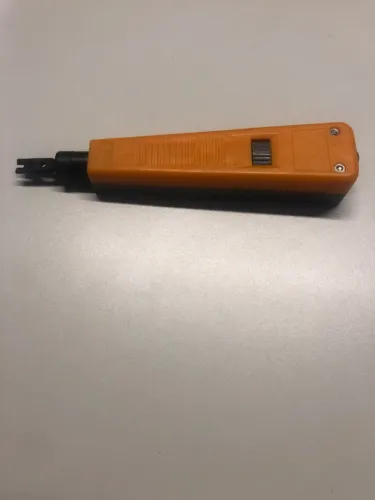 Ferramenta de Crimpar para Cabo de Rede