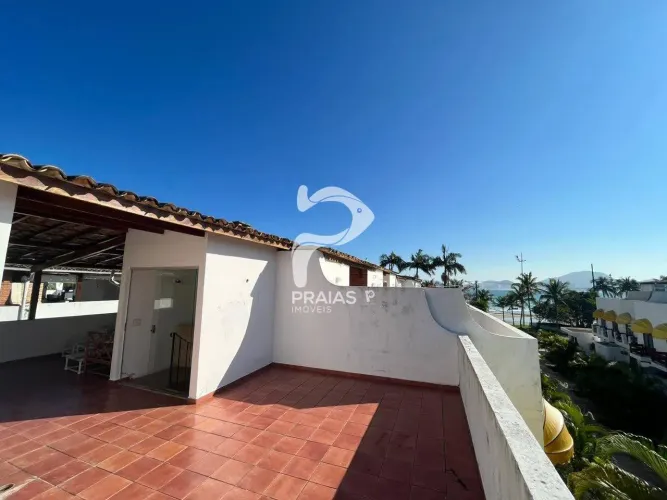 Casa em condomínio na Enseada, 3 dormitórios