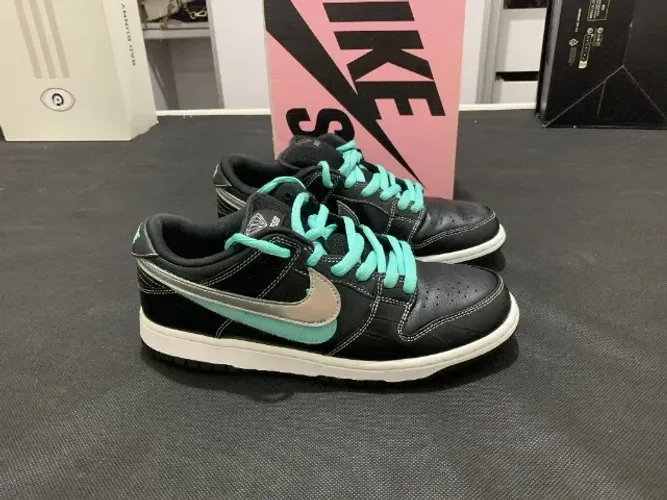Nike Dunk Diamond Supply Co.