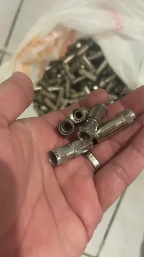 Conector Compressão  Rg-6  P/cabos Coaxiais Rg-6 