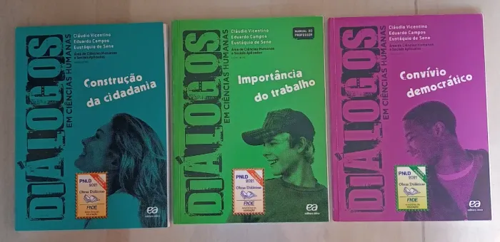 Coleção Diálogos em Ciências Humanas - Ensino Médio (Editora Ática)