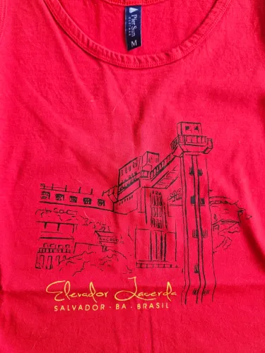 Camiseta cavada Salvador 