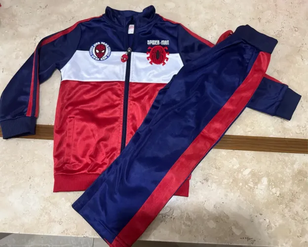 Conjunto de agasalho homem aranha TAM 3 anos