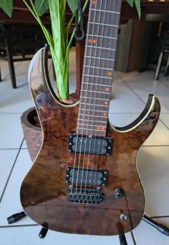Guitarra Luthier 7 cordas  Mixer Instrumentos Musicais