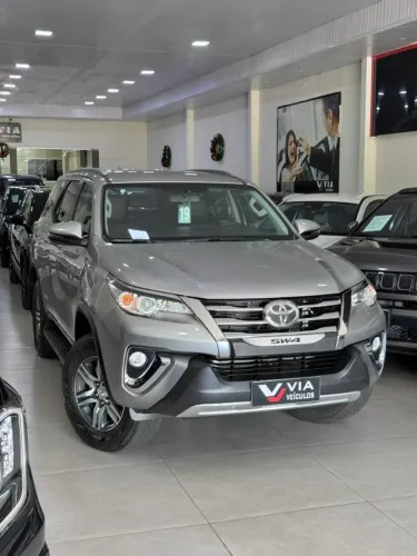 Toyota Hilux SW4 SRV 4X2 2.7 Flex 16V Aut. 2019