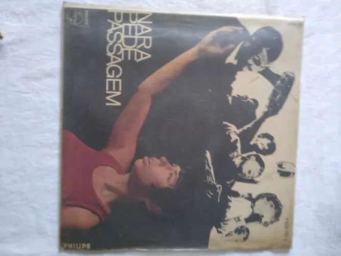 Disco de Vinil - Nara Leão - 'Para  Fide de Passagem'