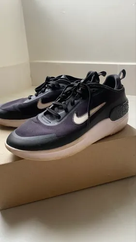 Tênis Nike 