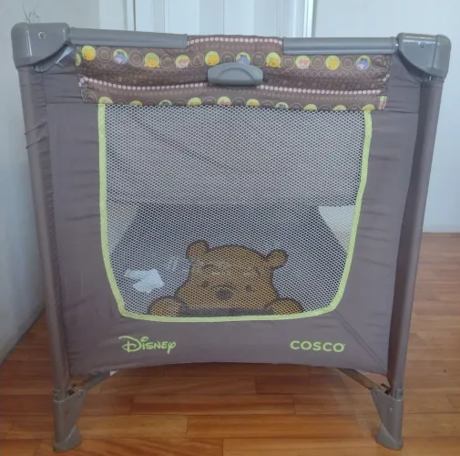 Berço portátil the Pooh - Cosco