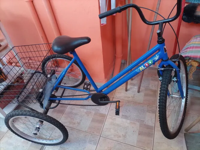 Triciclo Azul Valdo