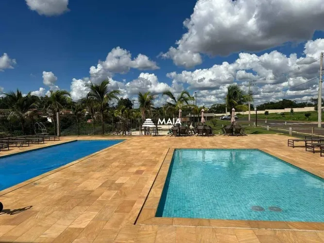 Terreno à venda no condominio Ayat II