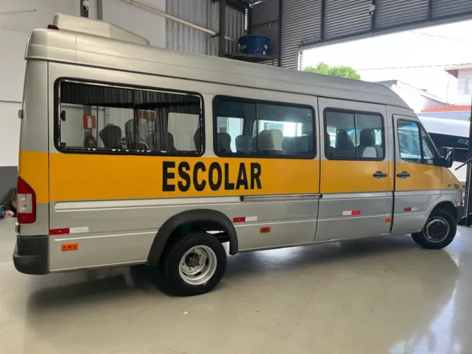 Mercedes-Benz Sprinter 413 Van Luxo 2.2 16 E 20L Dies 2011