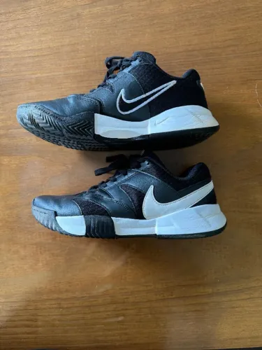 Tênis Nike Court Lite 4 Preto - TAM 39