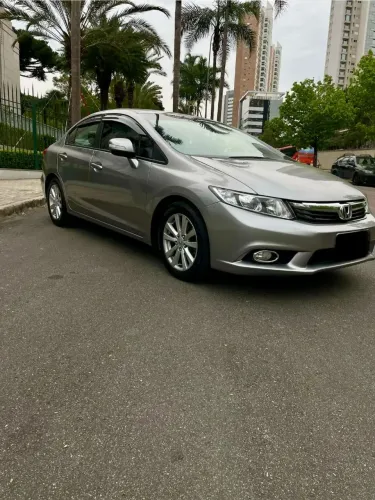 Honda Civic Sedan LXR 2.0 Flexone 16V Aut. 4P 2014