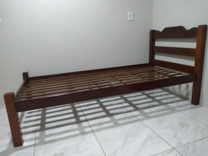 Cama de solteiro