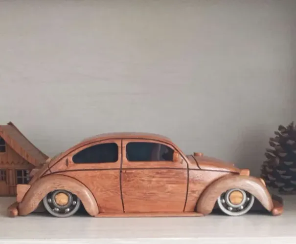 fusca em miniatura madeira de lei ( EU NAO TROCO )
