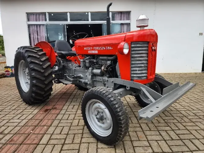 Trator Agrícola MF Massey Ferguson 50X, Ano 1974.