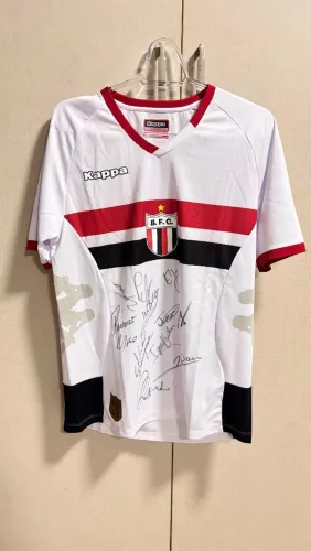 Camisa de Futebol Botafogo de SP Kappa Autografada