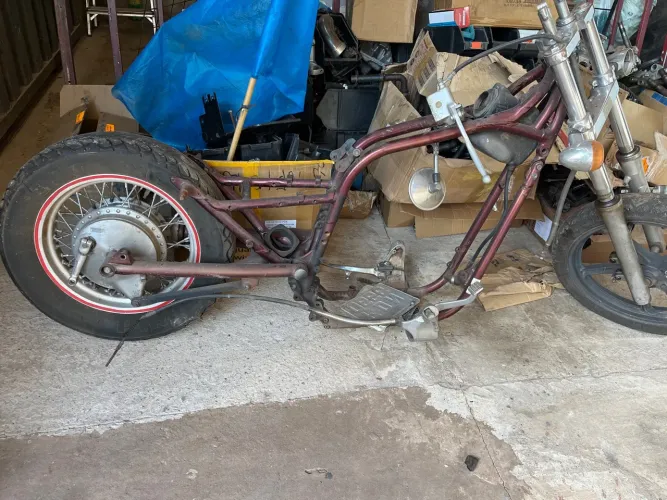 Suzuki vs800 intruder sucata 