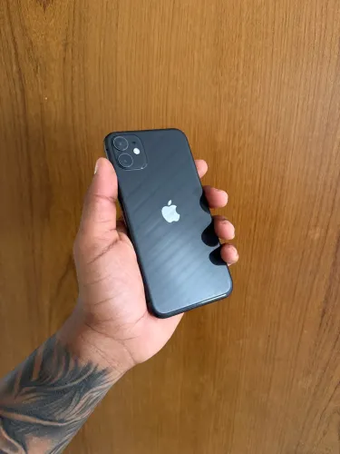 iPhone 11 128GB
