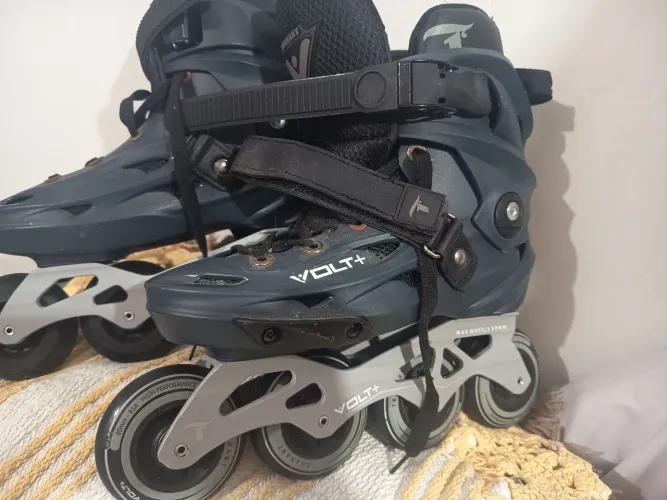 Patins profissional Traxart numeração 37/38 semi-novo