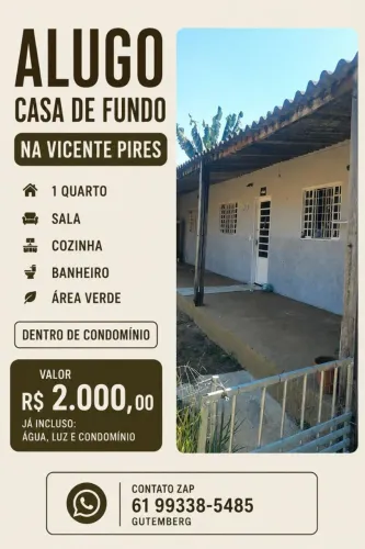 Alugo casa de fundos