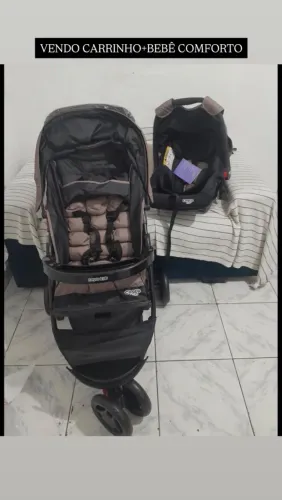 VENDO CARRINHO DE BEBÊ E BEBÊ CONFORTO 