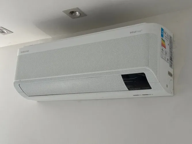 Ar condicionado Samsung Windfree 12.000 bits