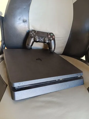 Playstation 4 1TB com garantia