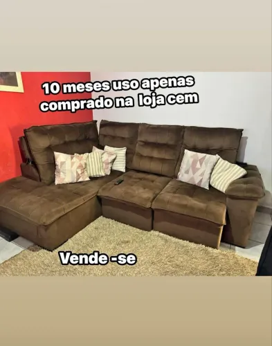 Sofá 10 meses isso impecável comprado na loja cem 