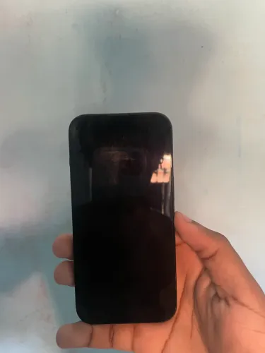 iPhone 15 com caixa p vender logo