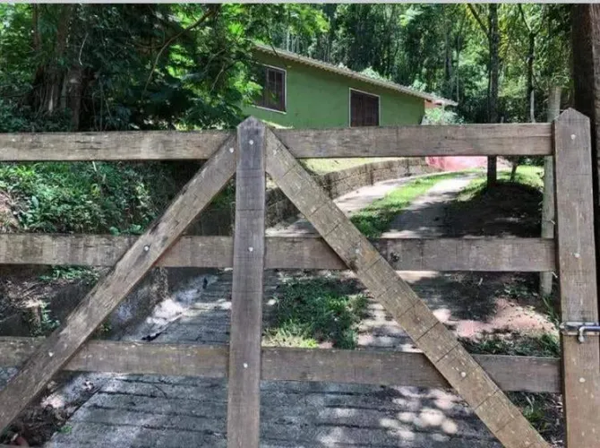 Terreno à venda, Araras, Petrópolis, RJ