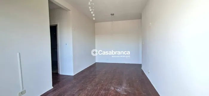Apartamento para alugar com 2 quartos, sacada e lazer completo na Zona Leste de Sorocaba