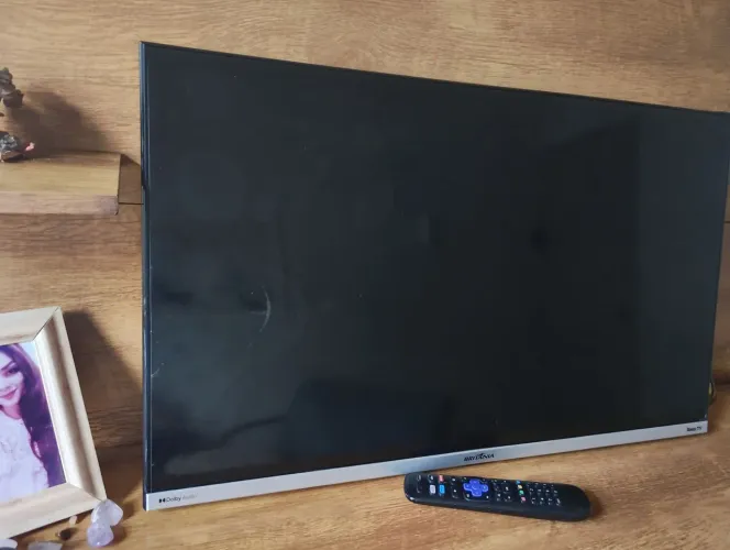 Vendo tv com defeito