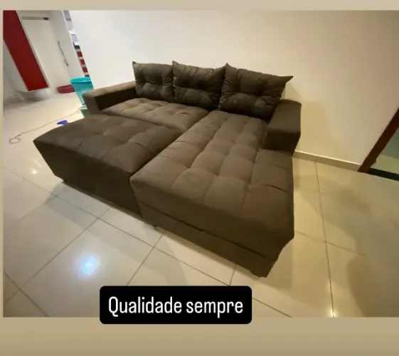 De 3 lugares marrom. Hoje