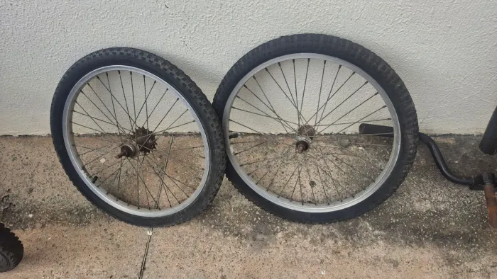 Venda de bike e quadro de cross